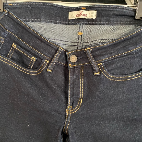 HOLLISTER dark denim jeans - Picture 3 of 5